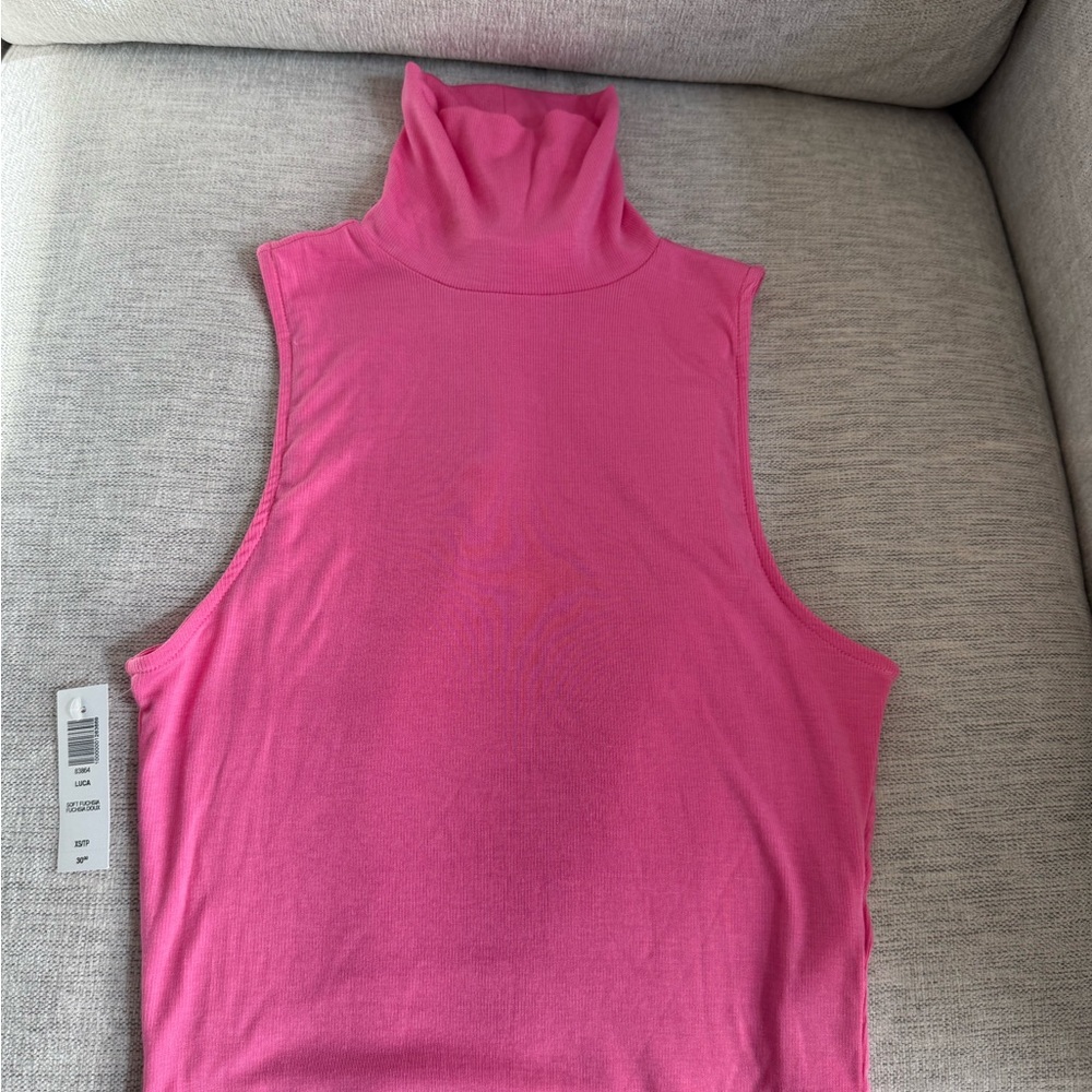 Aritzia and Zara Top